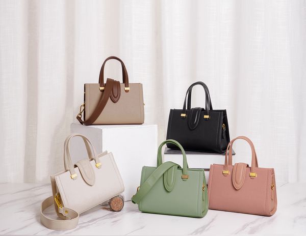 2023 fashion bags chp-8278a commuter totes designer luxury womens shoulder bags women crossbody bag high-quality genuine leather casual wild
2023 fashion bags chp-8278a commuter totes designer luxury womens shoulder bags women crossbody bag high-quality genuine leather casual wild