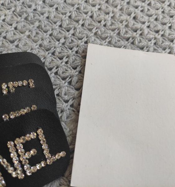 fashion hair clips classic rhinestone c collection accessories with paper card3158559, Slivery;golden
fashion hair clips classic rhinestone c collection accessories with paper card3158559, Slivery;golden