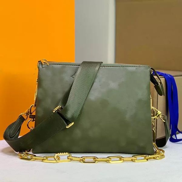 2023 handbag shoulder crossbody bags under-arm baguette bag puffy lambskin leather embossed presbyopia removable adjustable strap zip closur, Black;red
2023 handbag shoulder crossbody bags under-arm baguette bag puffy lambskin leather embossed presbyopia removable adjustable strap zip closur, Black;red