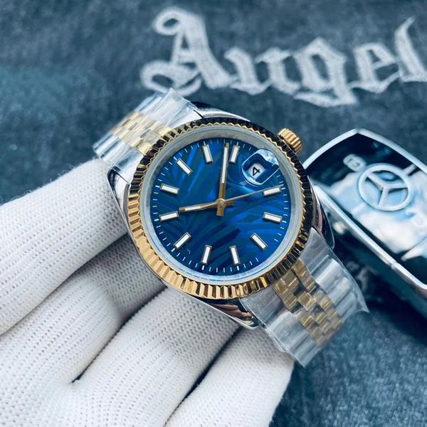luxury men's watch automatic mechanism 41mm sapphire mirror green pit pattern dial luminous movement date display waterproof design ren, Slivery;brown
luxury men's watch automatic mechanism 41mm sapphire mirror green pit pattern dial luminous movement date display waterproof design ren, Slivery;brown