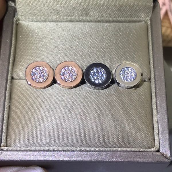 elegant and fashionable full diamond round earrings designer simple and atmospheric earrings silver rose gold plated fine geometric earrings, Golden;silver
elegant and fashionable full diamond round earrings designer simple and atmospheric earrings silver rose gold plated fine geometric earrings, Golden;silver
