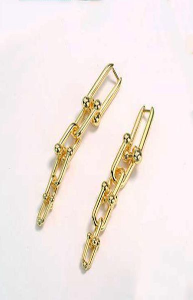 luxury designer chain earrings studs classic fashion stud 925 silver needle party gift7331739, Golden;silver
luxury designer chain earrings studs classic fashion stud 925 silver needle party gift7331739, Golden;silver