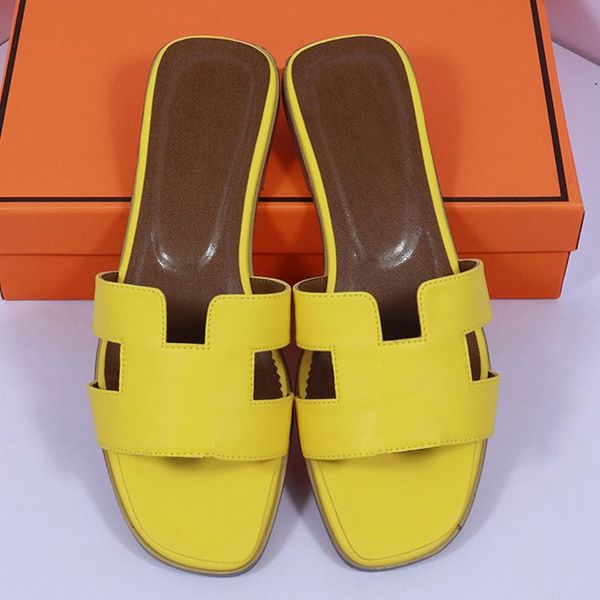 slippers lychee pattern summer flat-bottomed h-letter sandals platform slippers flip-flops luxury casual shoes solid color outdoor beach san, Black
slippers lychee pattern summer flat-bottomed h-letter sandals platform slippers flip-flops luxury casual shoes solid color outdoor beach san, Black