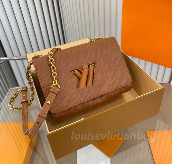 luxurys designers bags twist lock handbag purse genuine leather messenger bag embroidery shoulder strap women crossbody flap handle shoulder
luxurys designers bags twist lock handbag purse genuine leather messenger bag embroidery shoulder strap women crossbody flap handle shoulder