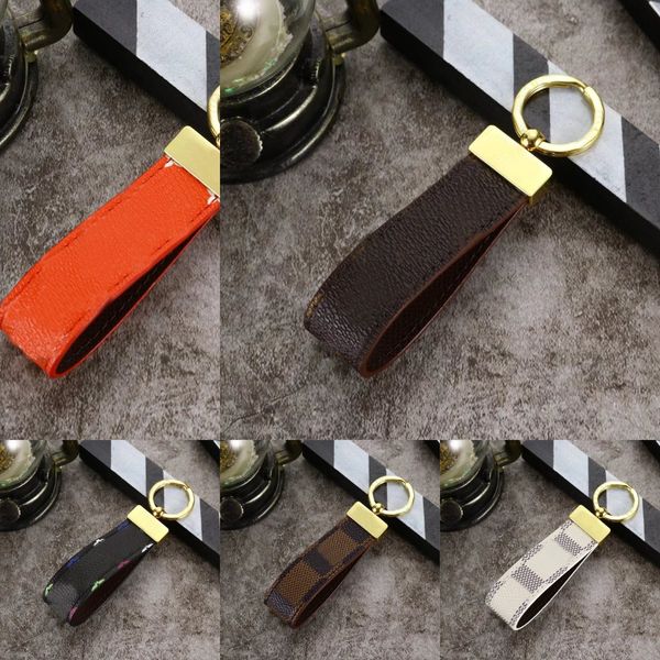 leather keychain classic exquisite luxury designer car keyring zinc alloy letter lanyard gold black metal small jewelry with box gift 9 colo, Silver
leather keychain classic exquisite luxury designer car keyring zinc alloy letter lanyard gold black metal small jewelry with box gift 9 colo, Silver