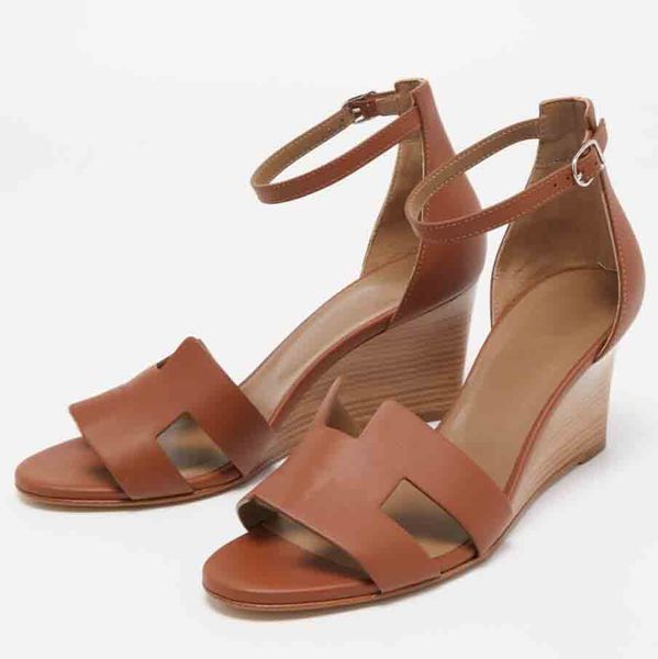 women sandal luxury designer high heel wedge brown leather legend wedge sandal platform wedges heel calfskin leather black white
women sandal luxury designer high heel wedge brown leather legend wedge sandal platform wedges heel calfskin leather black white