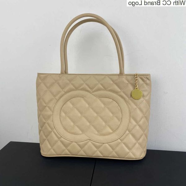 designer bags cc totes womens hilton caviar pst totes bags coins diamond quilted gold metal zipper cowhide handle shoulder french outdoor la
designer bags cc totes womens hilton caviar pst totes bags coins diamond quilted gold metal zipper cowhide handle shoulder french outdoor la