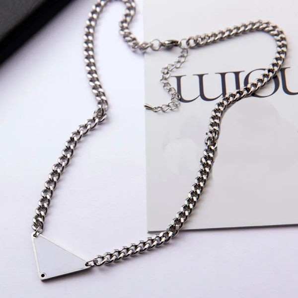 necklace men and women geometric cuban chain designer letters fashion pendant, Golden;silver
necklace men and women geometric cuban chain designer letters fashion pendant, Golden;silver