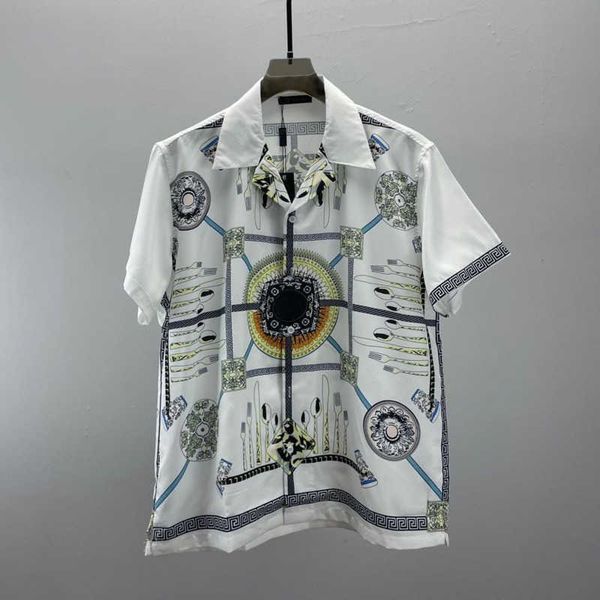 fashion hawaiian shirt men silk short sleeve tshirt luxury designer shirts medusa print cardigan shirt quick dry breathable top, White;black
fashion hawaiian shirt men silk short sleeve tshirt luxury designer shirts medusa print cardigan shirt quick dry breathable top, White;black