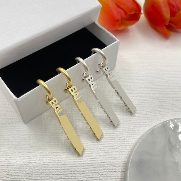 new stud brand long letter b silver simple tassel earrings exquisite temperament long 925 silver needle detachable personality earrings, Golden;silver
new stud brand long letter b silver simple tassel earrings exquisite temperament long 925 silver needle detachable personality earrings, Golden;silver