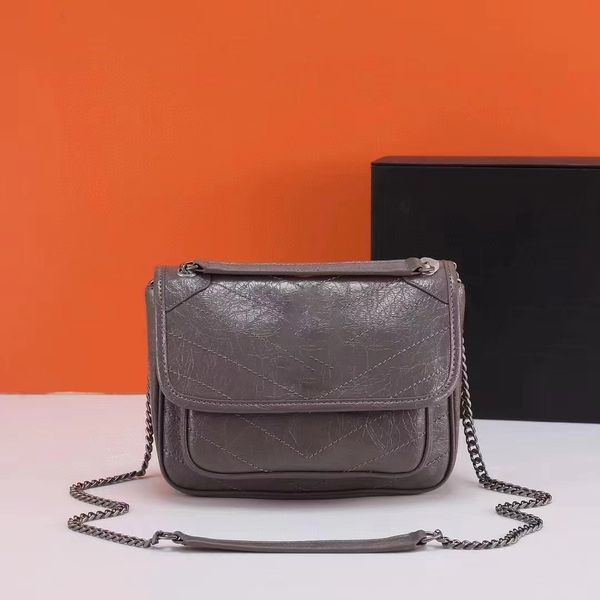womens leather designer bags fashion shoulder bag famous shopping zipper holder handbag charm retro crossbody backpak
womens leather designer bags fashion shoulder bag famous shopping zipper holder handbag charm retro crossbody backpak