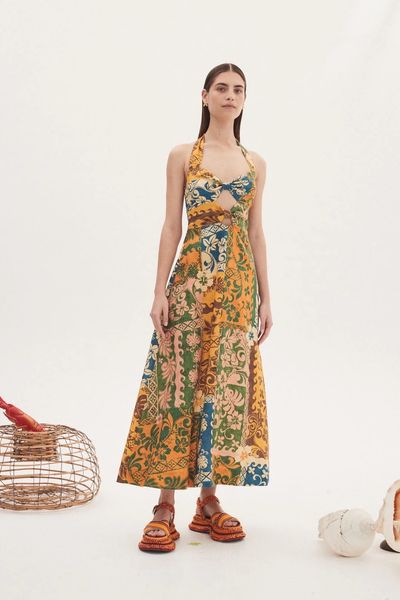 leisure dress designer designed a flared mid length dress cut from linen, Black;gray
leisure dress designer designed a flared mid length dress cut from linen, Black;gray