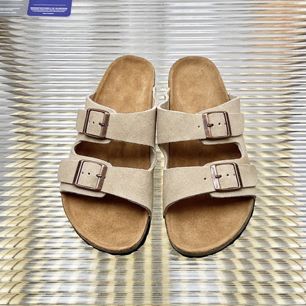 2023 summer new outwear sandals luxury designer slider mens shoes casual fashion couple slippers versatile womens sandals slippers size 35-4, Black
2023 summer new outwear sandals luxury designer slider mens shoes casual fashion couple slippers versatile womens sandals slippers size 35-4, Black