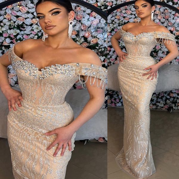 2023 champagne sheath graduation dress crystals sequined lace short mini homecoming party formal cocktail prom gowns dresses zj418, Blue;red
2023 champagne sheath graduation dress crystals sequined lace short mini homecoming party formal cocktail prom gowns dresses zj418, Blue;red