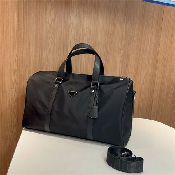 durable designer bag saffiano smooth leather duffle bags re nylon enamels letter triangle zippers large capacity handle alloy travel bag pre
durable designer bag saffiano smooth leather duffle bags re nylon enamels letter triangle zippers large capacity handle alloy travel bag pre