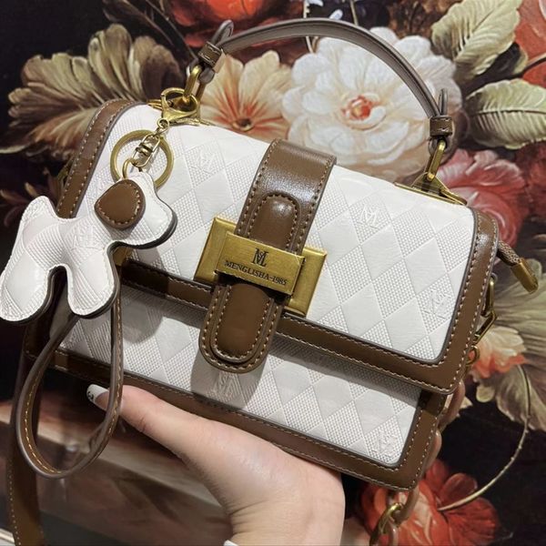 2023 menglisha embroidery commuter tote designer luxury womens shoulder bags women crossbody bag genuine leather hmp-065
2023 menglisha embroidery commuter tote designer luxury womens shoulder bags women crossbody bag genuine leather hmp-065