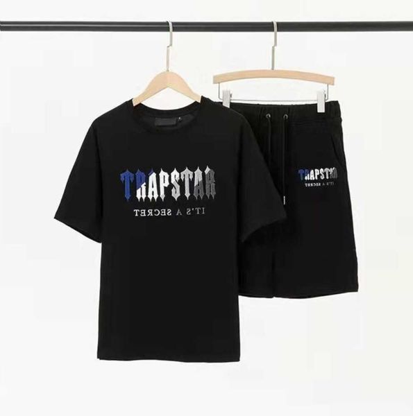 23ss new trapstar london t shirt men and women embroidered chenille decoded chord suit - revolution luxury trapstars tee trapstar., White;black
23ss new trapstar london t shirt men and women embroidered chenille decoded chord suit - revolution luxury trapstars tee trapstar., White;black