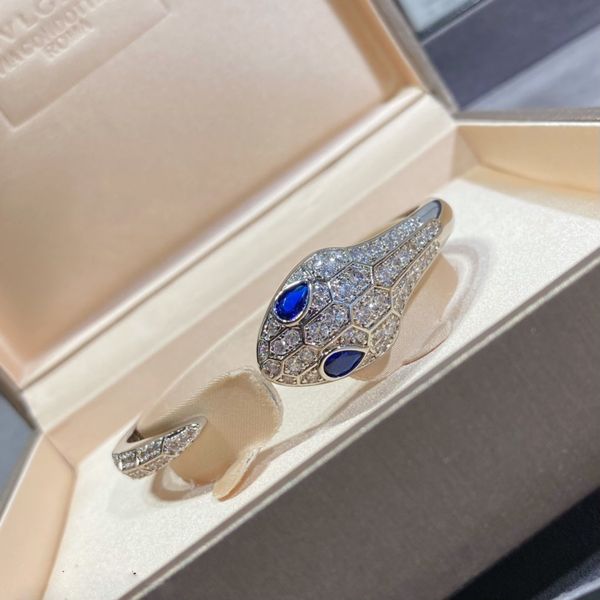 2023 fashion new designer bracelet luxury high class full diamond open snake bracelet fashion boutique no box, Golden;silver
2023 fashion new designer bracelet luxury high class full diamond open snake bracelet fashion boutique no box, Golden;silver