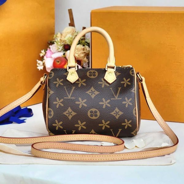 designer bags cross body m81085 nano speedy luxury designer women men genuine leather clutch envelope chain hobo shoulder bags tote purses w
designer bags cross body m81085 nano speedy luxury designer women men genuine leather clutch envelope chain hobo shoulder bags tote purses w