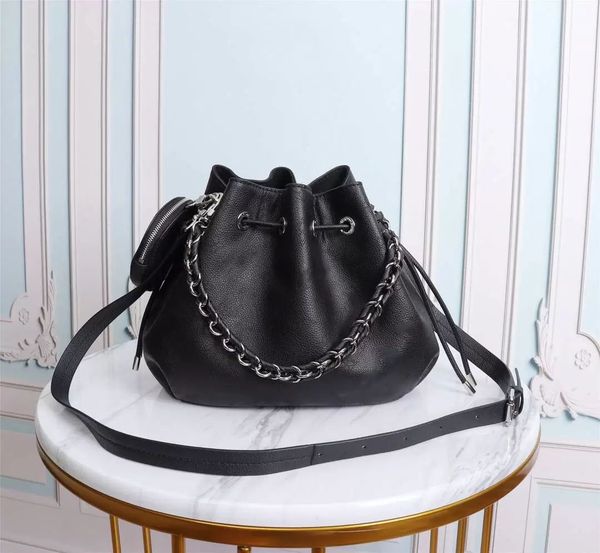 new style leather presbyopia portable bag mail chain diagonal handbag shoulder bags 11224, Black;red
new style leather presbyopia portable bag mail chain diagonal handbag shoulder bags 11224, Black;red