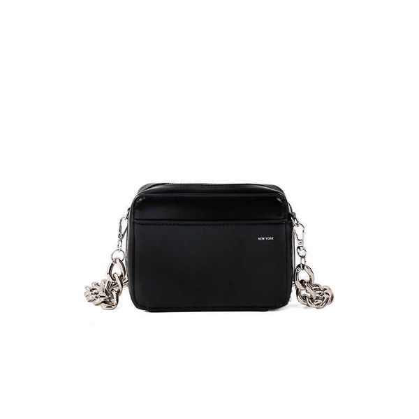 ladies handbags shoulder bag women s new thick chain fashionable and trendy personalized internet celebrity cross body bag 230608
ladies handbags shoulder bag women s new thick chain fashionable and trendy personalized internet celebrity cross body bag 230608