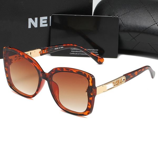 oversized summer famous sunglasses flat ladies sun glasses chain women square frames fashion designer with packaging boxes shades sonn, White;black
oversized summer famous sunglasses flat ladies sun glasses chain women square frames fashion designer with packaging boxes shades sonn, White;black