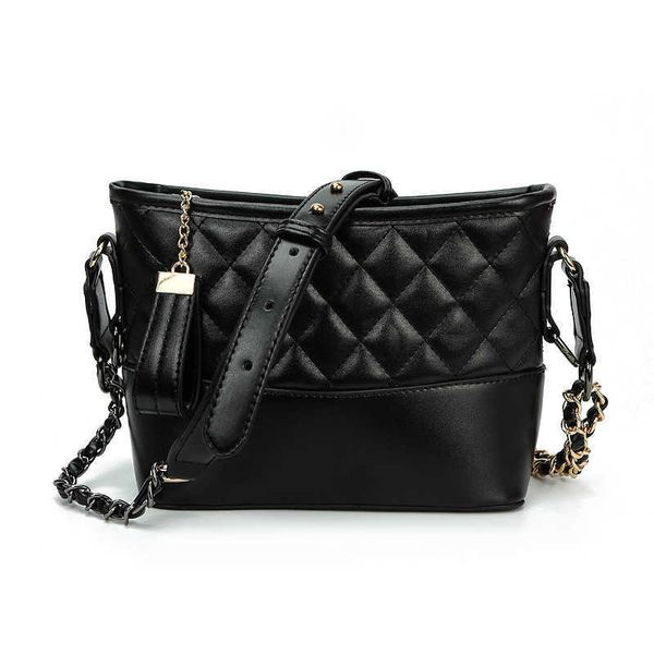 fashion shoulder crossbody bag lady fashion party makeup chain tote handbag luxurys designer gabrielle genuine pu leather mini small bag
fashion shoulder crossbody bag lady fashion party makeup chain tote handbag luxurys designer gabrielle genuine pu leather mini small bag