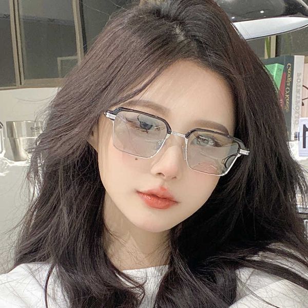 frames new gm same women's high sense of moisture polarized sunglasses net red street suv 7706, White;black
frames new gm same women's high sense of moisture polarized sunglasses net red street suv 7706, White;black