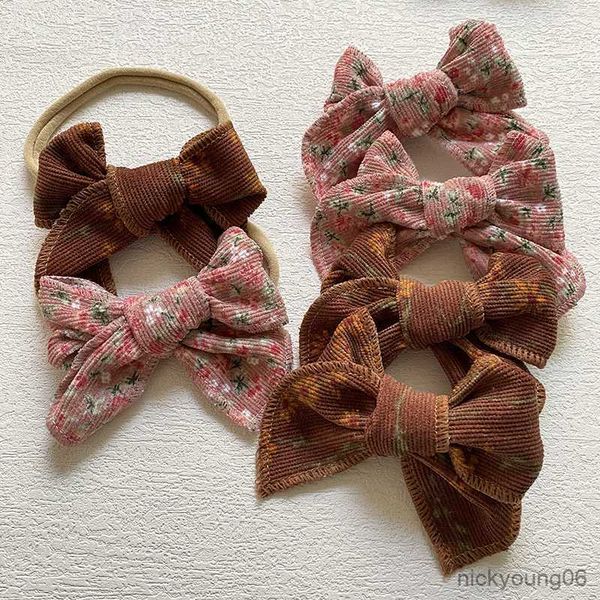 hair accessories bow clips for girls hairpins baby headband floral print newborn headbands vintage props kids r230608, Slivery;white
hair accessories bow clips for girls hairpins baby headband floral print newborn headbands vintage props kids r230608, Slivery;white