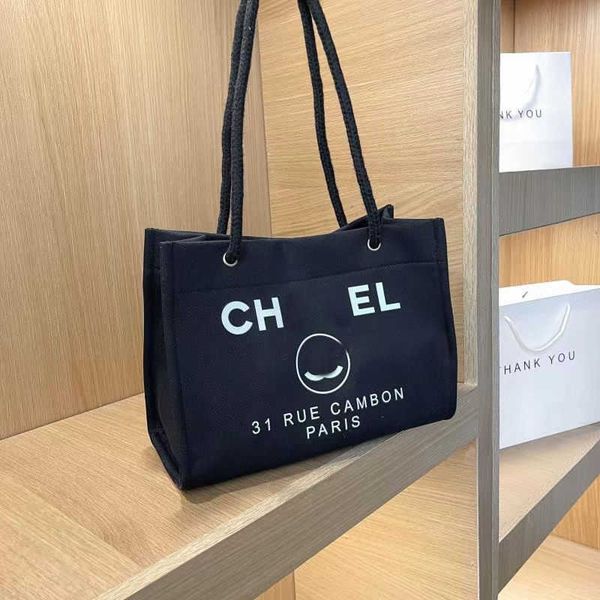 designer channel cc women chanei bag small fragrant bag women's new korean chain versatile fashion bag women's crossbody bag frenc
designer channel cc women chanei bag small fragrant bag women's new korean chain versatile fashion bag women's crossbody bag frenc