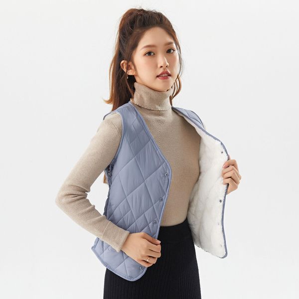 vests women sleeveless vest winter warm size 5xl down cotton padded jacket villus female veats slim fit sleeveless waistcoat, Black;white
vests women sleeveless vest winter warm size 5xl down cotton padded jacket villus female veats slim fit sleeveless waistcoat, Black;white