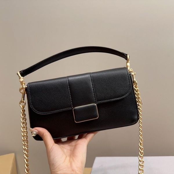 new women's handbag designer bag fashion shoulder bag fashion casual color contrast letter crossbody bag leather commuter chain bag ban
new women's handbag designer bag fashion shoulder bag fashion casual color contrast letter crossbody bag leather commuter chain bag ban
