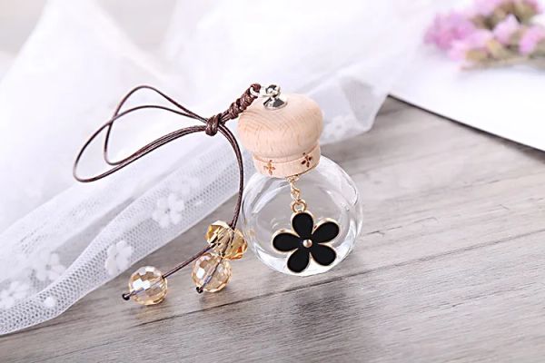 pattern automobile rearview mirror car pendant perfume empty bottle hanging car exquisite decoration empty mini glass bottles
pattern automobile rearview mirror car pendant perfume empty bottle hanging car exquisite decoration empty mini glass bottles