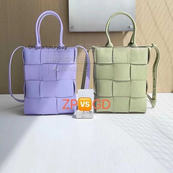 aaaaabotteg uneta jodie mini teen intrecciato leather city high-end bag woven portable shoulder messenger bag
aaaaabotteg uneta jodie mini teen intrecciato leather city high-end bag woven portable shoulder messenger bag