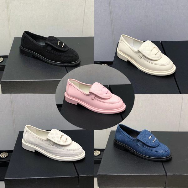 2023 four seasons interlocking british style loafers sandals womens designer luxury denim breathable soft casual sandal lady round head bean, Black
2023 four seasons interlocking british style loafers sandals womens designer luxury denim breathable soft casual sandal lady round head bean, Black