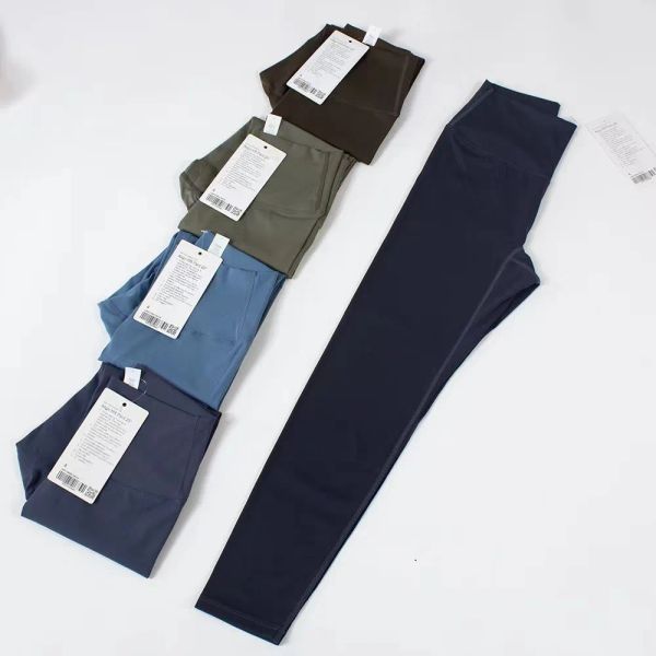2022 designer lu yoga outfits solid color women yoga pants no embarrassment line nude feeling nine-point pants high waist sports fitness ela
2022 designer lu yoga outfits solid color women yoga pants no embarrassment line nude feeling nine-point pants high waist sports fitness ela