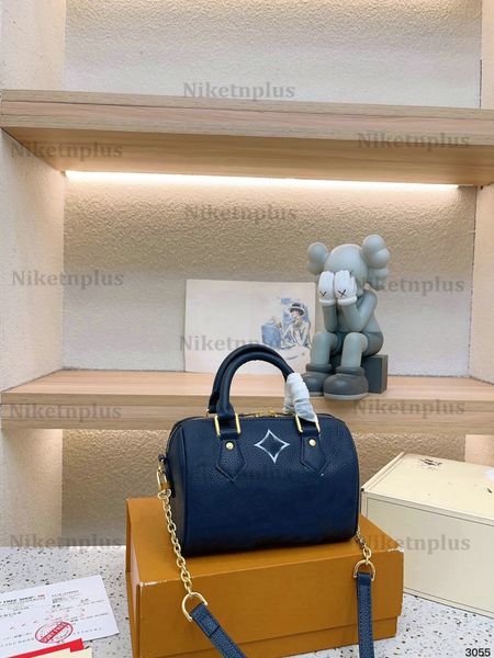 designer luxurys womens small bag speedy 20 handbag speedy bandouliere handle bag new degrade bag for ladies blue rose pink white summer pur
designer luxurys womens small bag speedy 20 handbag speedy bandouliere handle bag new degrade bag for ladies blue rose pink white summer pur