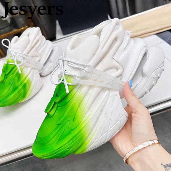 flat-bottomed spaceship space shoes mixed color thick bottom platform daddy shoes casual breathable sneakers unisex
flat-bottomed spaceship space shoes mixed color thick bottom platform daddy shoes casual breathable sneakers unisex