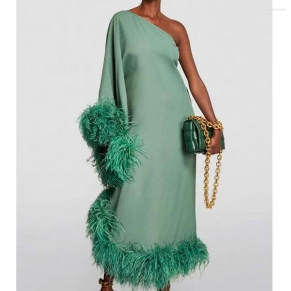 

Casual Dresses Wepbel Feather Loose Evening Dress Women One-Shoulder Long Sleeve Large Swing Solid Color Fashion Dinner, Green