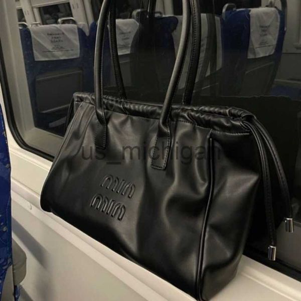 evening bags y2k vintage korean large capacity gym black shoulder crossbody tote bag ladies bags shopper travel handbags for women j230608
evening bags y2k vintage korean large capacity gym black shoulder crossbody tote bag ladies bags shopper travel handbags for women j230608