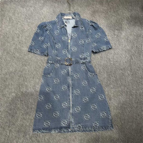 23ss casual dresses designer clothes hardware fittings collar lapel design a version skirt floral pattern womens designers beach dress 0607, Black;gray
23ss casual dresses designer clothes hardware fittings collar lapel design a version skirt floral pattern womens designers beach dress 0607, Black;gray