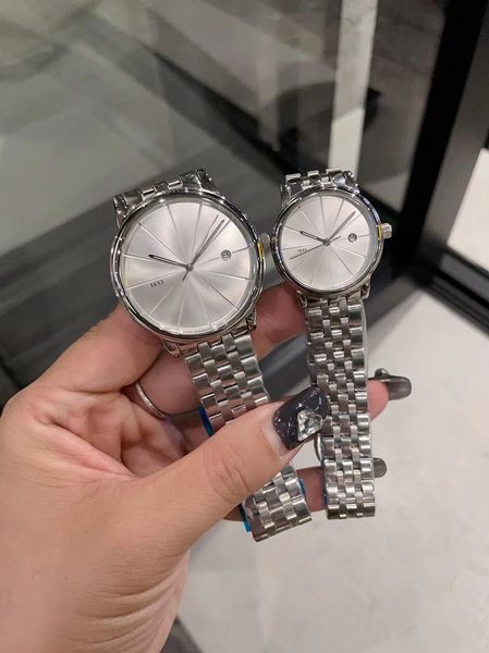 luxury and fashionable couple watch with multifunctional quartz movement mens 40mm women 30mm, Slivery;brown
luxury and fashionable couple watch with multifunctional quartz movement mens 40mm women 30mm, Slivery;brown
