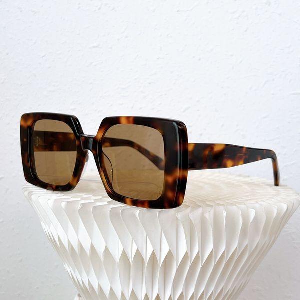 womens sunglasses geometric design three dimensional frame dark tortoiseshell retro chic size 51 20 145 mens sunglasses fashion driving spor, White;black
womens sunglasses geometric design three dimensional frame dark tortoiseshell retro chic size 51 20 145 mens sunglasses fashion driving spor, White;black