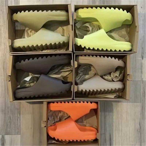 original brand new men luxury slippers outdoor designer shoes women flip flops outdoor beach sandal slides sneakers
original brand new men luxury slippers outdoor designer shoes women flip flops outdoor beach sandal slides sneakers