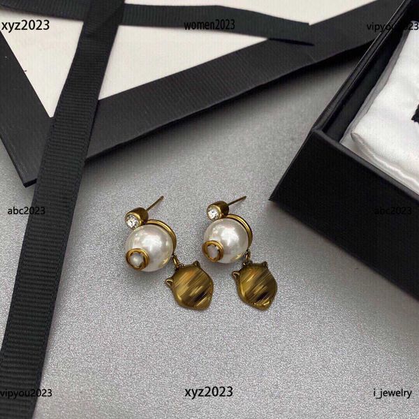 designer women earrings golden animal head pendant jewelry fashion pendant earring chandelier #including brand box new arrival, Silver
designer women earrings golden animal head pendant jewelry fashion pendant earring chandelier #including brand box new arrival, Silver