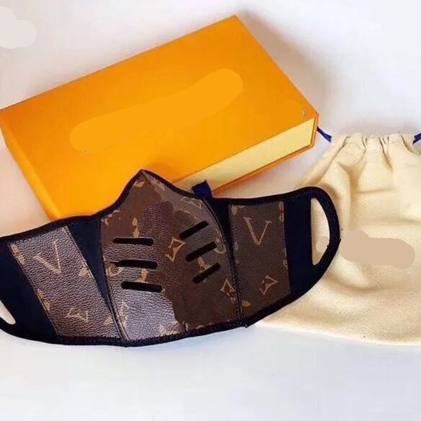 luxury designer womens mens mask classic letter summer ice silk sunscreen masks fashion couple earhole mask washable earband adjustable
luxury designer womens mens mask classic letter summer ice silk sunscreen masks fashion couple earhole mask washable earband adjustable
