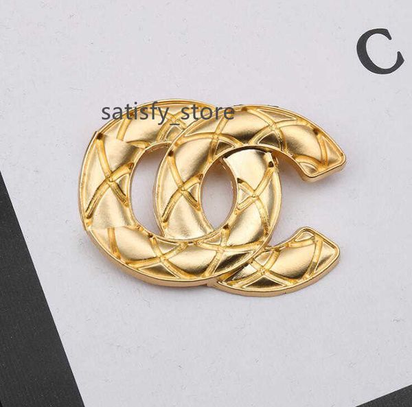 men womens sweater suit collar pin brooches fashion designer brand double letter brooche luxury gold plated wedding clothing jewelry accesso, Gray
men womens sweater suit collar pin brooches fashion designer brand double letter brooche luxury gold plated wedding clothing jewelry accesso, Gray