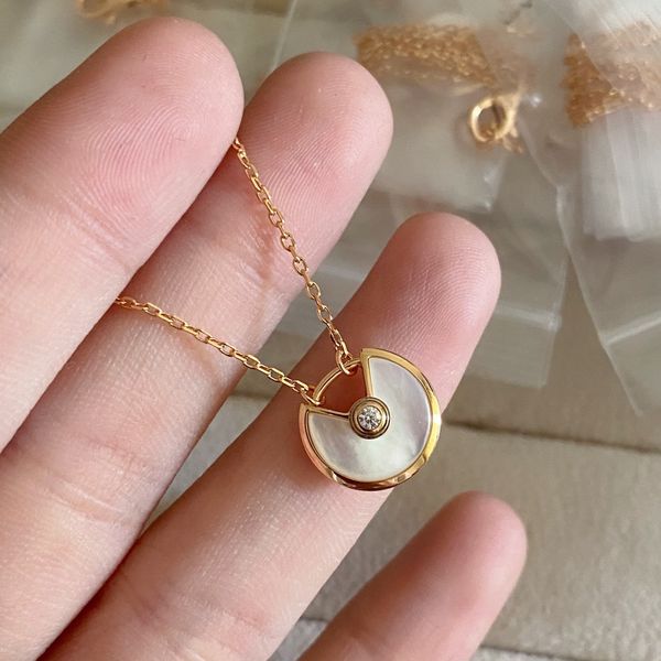 8 k gold amulet necklace branded designer rose gold women's collarbone chain as a birthday gift for your friend, Silver
8 k gold amulet necklace branded designer rose gold women's collarbone chain as a birthday gift for your friend, Silver
