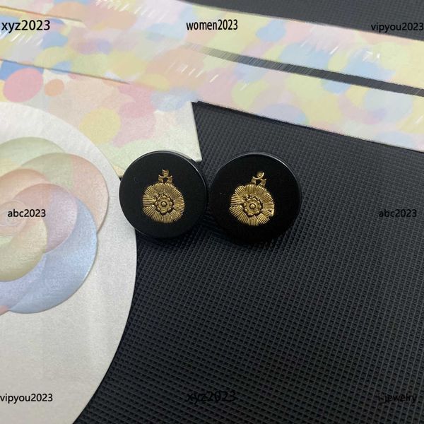 earrings designer for women striped flower decoration jewelry noble black circle ear studs #including brand box new arrival, Golden;silver
earrings designer for women striped flower decoration jewelry noble black circle ear studs #including brand box new arrival, Golden;silver