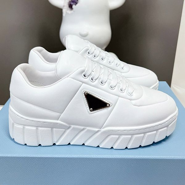 lady designer casual shoes triangle thick sole double wheel nylon sneakers women white canvas luxury low leather shoes qr59, Black
lady designer casual shoes triangle thick sole double wheel nylon sneakers women white canvas luxury low leather shoes qr59, Black
